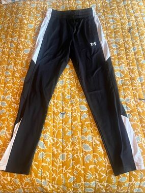 Men’s Under Armour Black and White Athletic Track Pants